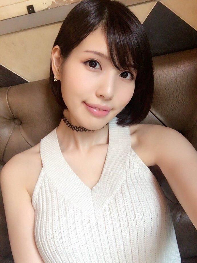 明明可以靠巨乳的美女漫画家 伏见彩香(ふしみ彩香) - 第3张 明明可以靠巨乳的美女漫画家 伏见彩香(ふしみ彩香) - 第3张