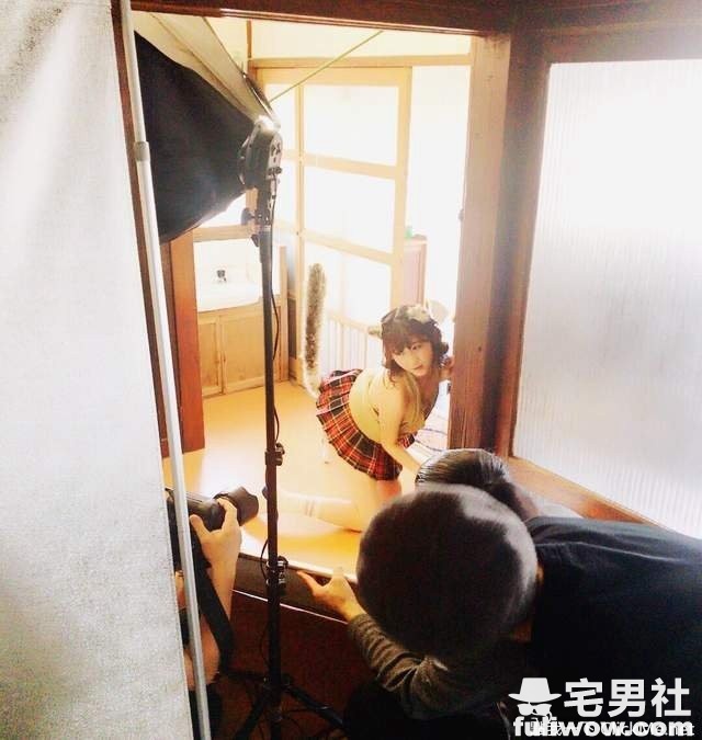 图片[7]-《如果猫咪化身为萌妹子》如此波涛胸涌让人不得不怒买一本！-集忧台