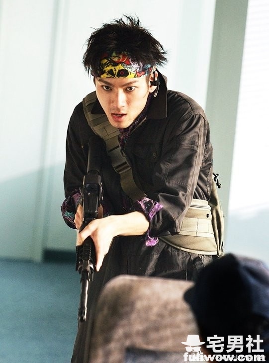 图片[15]-【亚人真人版电影】演员定装照流出！「佐藤健」被网友称为最帅主人公！-集忧台