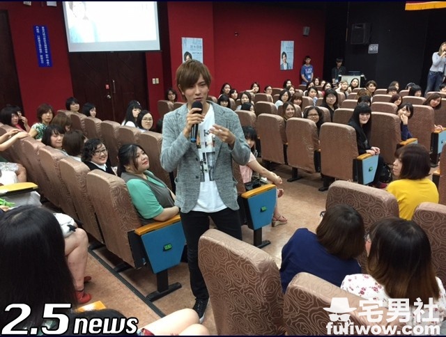 图片[11]-演员《财木琢磨》粉丝见面会，反差萌爆粉丝心-集忧台