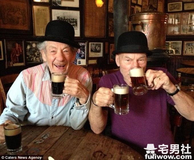 图片[8]-老年组发糖《X教授和万磁王又亲了》，公然在帝国颁奖典礼bobo-集忧台