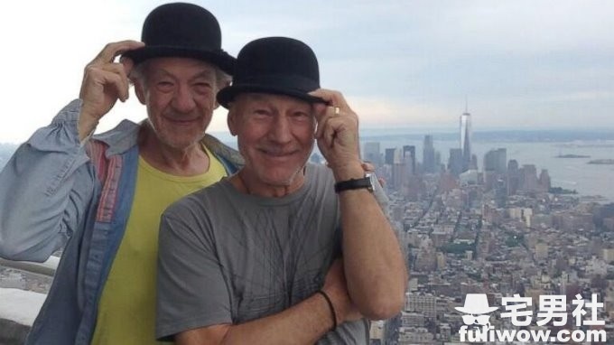 图片[13]-老年组发糖《X教授和万磁王又亲了》，公然在帝国颁奖典礼bobo-集忧台