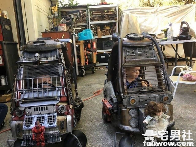 图片[7]-牛叉老爸把娃娃车改造成《疯狂麦斯》里的超威铠甲车！-集忧台