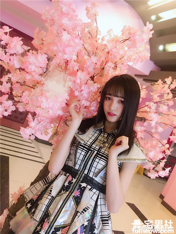 大写的冷漠，三次元十大三无美少女 - 第3张