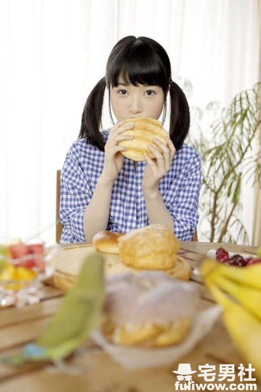 纯洁无垢的E奶美少女 森野小鸟（もりの小鸟） - 第2张