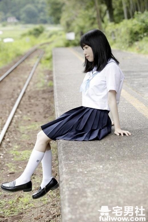 纯洁无垢的E奶美少女 森野小鸟（もりの小鸟） - 第10张