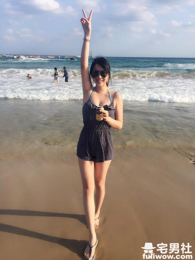 又是童颜巨乳！「正妹牙助」最爱LOL，邀你一起来开黑！ - 第11张