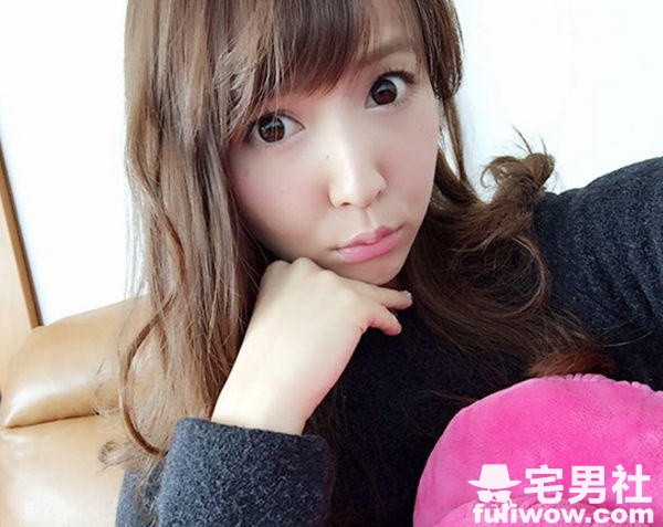 三上悠亚会成为发片机器吗？-集忧台