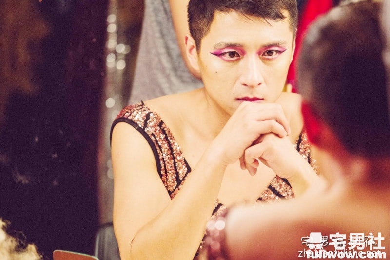 《阿莉芙》跨性别者的日常挣扎 - 第2张