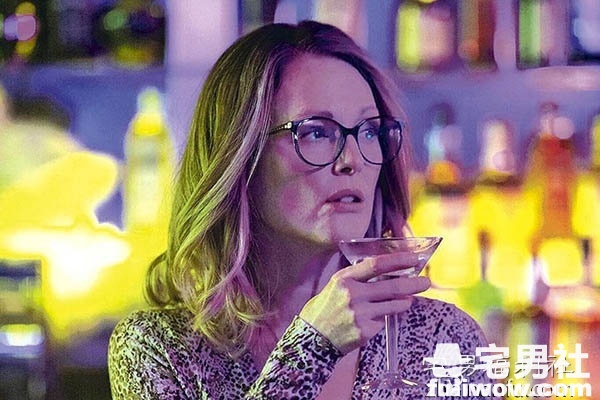 《老娘爱最大》，茱莉安摩尔一枝独秀。 - 第3张