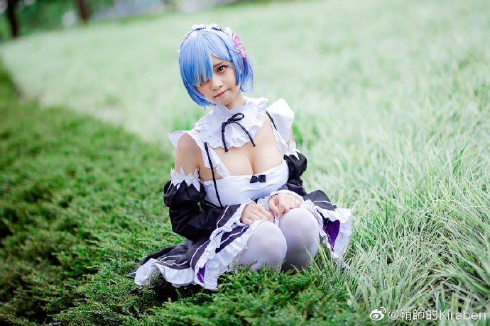 妹子图@伊猫子，这才是我梦中的蕾姆-集忧台