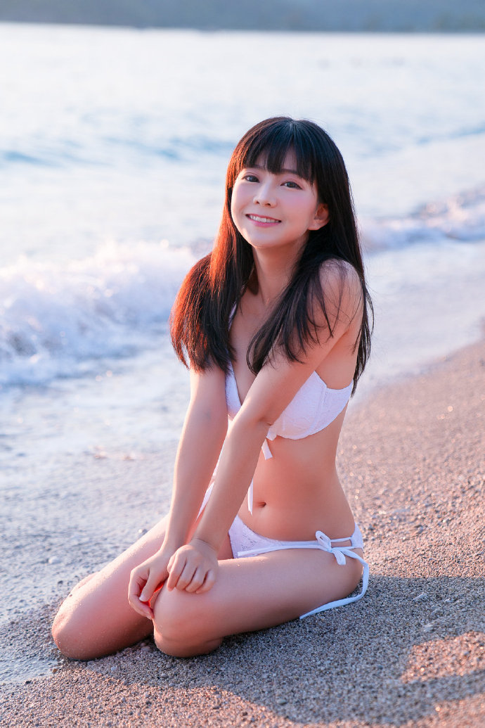 图片[5]-妹子图@澪mio兔兔纸 在爱琴海日落下的清凉-集忧台