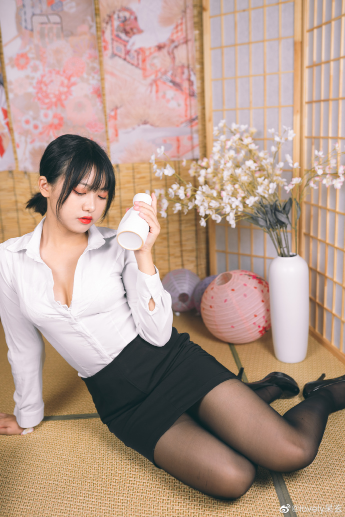 图片[4]-知名cosplay博主@lovely呆玄 看着真让人馋-集忧台