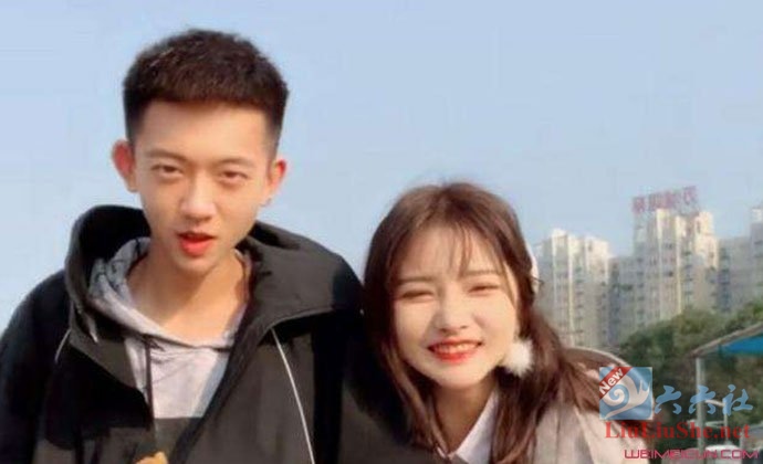 次惑小仙女直播哭了全程，次惑小仙女和快手佳帅分手原因是什么？-集忧台