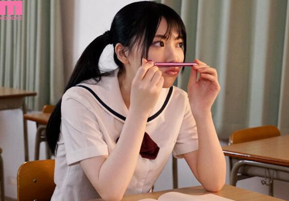 石川澪作品MIDV-098穿学生制服演绎校园爱情动作片-集忧台