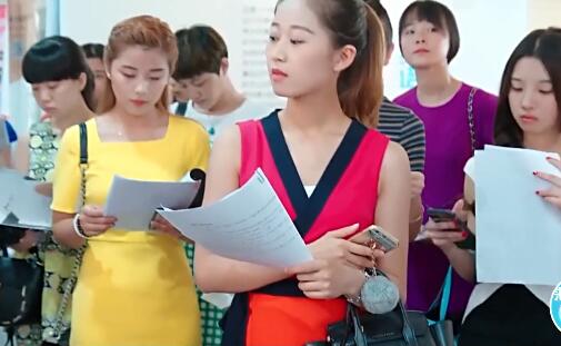 《盲少爷的小女仆》烂片中的一朵莲花-集忧台