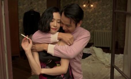 高分国产喜剧推荐《魔幻时刻》荒诞爆笑喜剧-集忧台