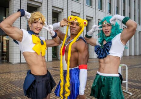 大肌肌美少女战士亮瞎你的眼-集忧台