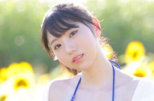 百田光希与安斋拉拉谁更好看,身材更好?-集忧台