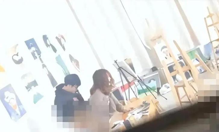 图片[2]-“烟台某学院小情侣画室1分52秒”小视频-集忧台