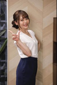 小仓由菜(Ogura-Yuna)作品STARS-359封面及内容剧情预览-集忧台