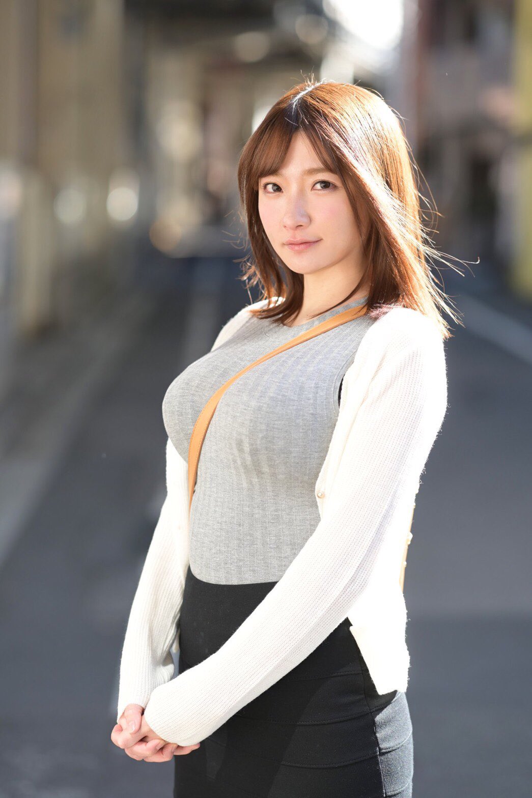 图片[2]-美胸NO1《鹫尾芽衣》精选作品推荐封面及内容剧情预览-集忧台