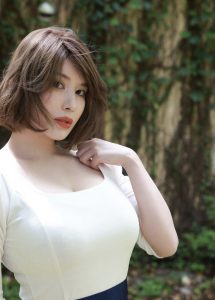 J罩杯神球正妹《凪光》精选作品推荐封面及内容剧情预览-集忧台