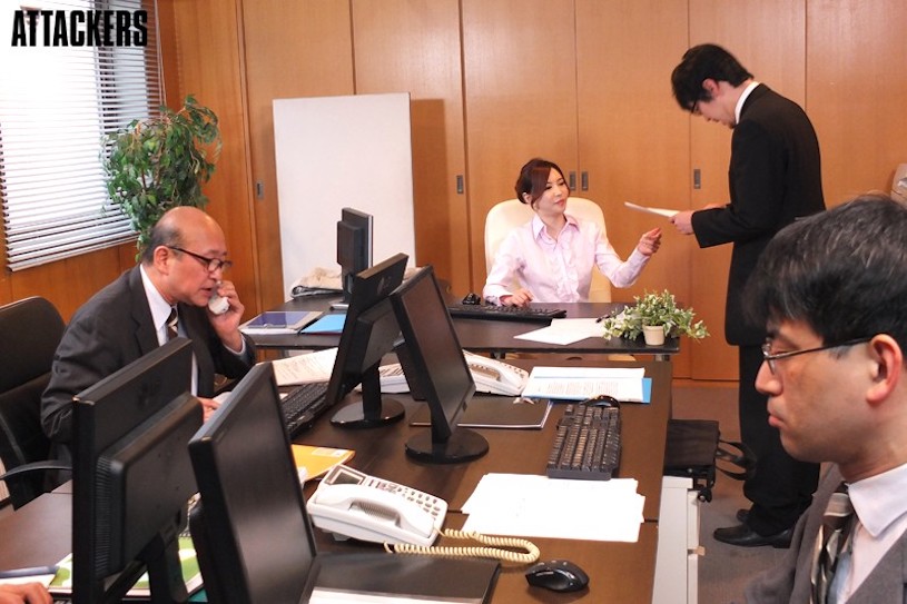 图片[2]-里美尤利娅经典作品SHKD-744封面及内容剧情预览-集忧台