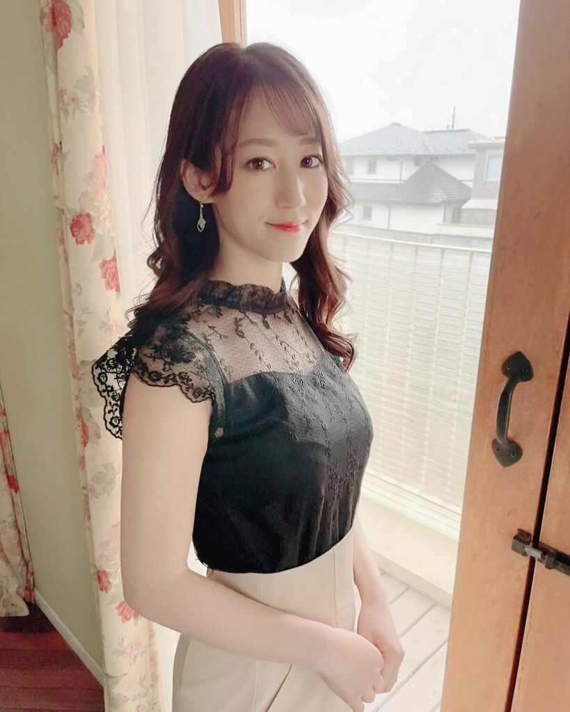 图片[2]-前艺能人《天河水无濑》精选作品推荐封面及内容剧情预览-集忧台