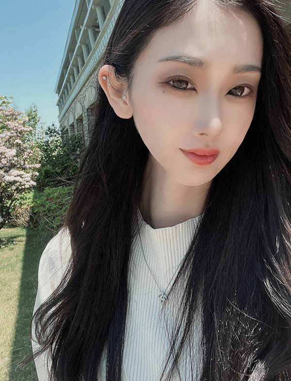 图片[2]-魅惑人妻《小松杏》精选作品推荐封面及内容剧情预览-集忧台