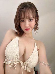 千鹤蕙茉(千鹤えま)精选作品推荐封面及内容剧情预览-集忧台