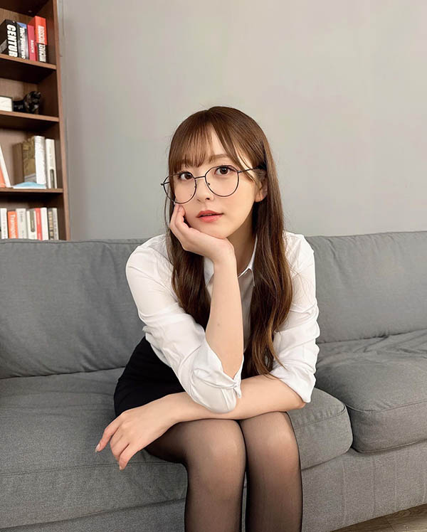 青空光（青空ひかり）精选作品推荐封面及内容剧情预览-集忧台