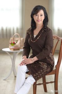 五十路人妻《服部圭子》精选作品推荐封面及内容剧情预览-集忧台