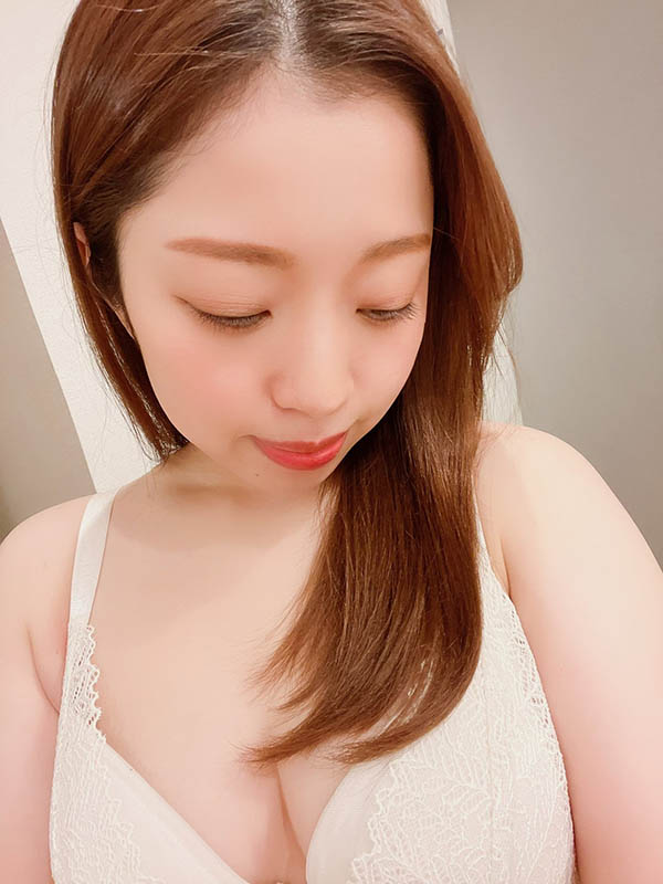 G球肥臀「长泽里实」精选作品推荐封面及内容剧情预览-集忧台